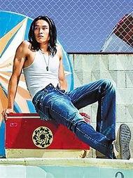 娱乐房间的男模